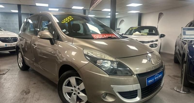 Utilisé 2009 Renault Scénic III Dynamique Monospace | 4 990 € (Super prix) - Image 1/4