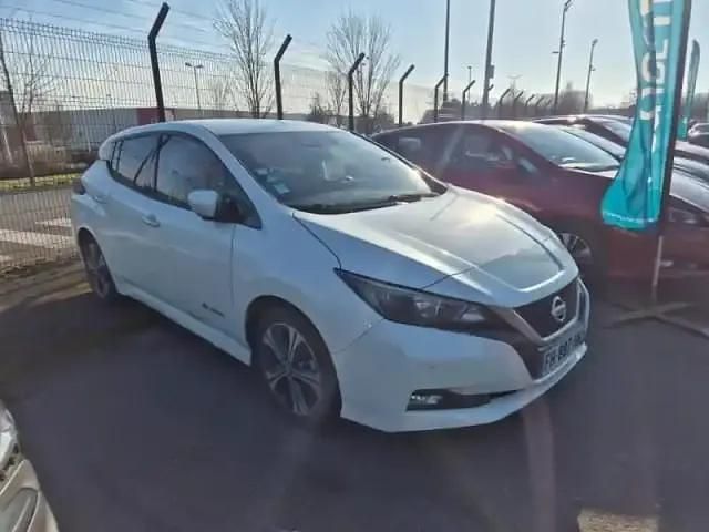 Occasion Nissan Leaf N-Connecta 2019 Blanc lunaireperso noir Citadine