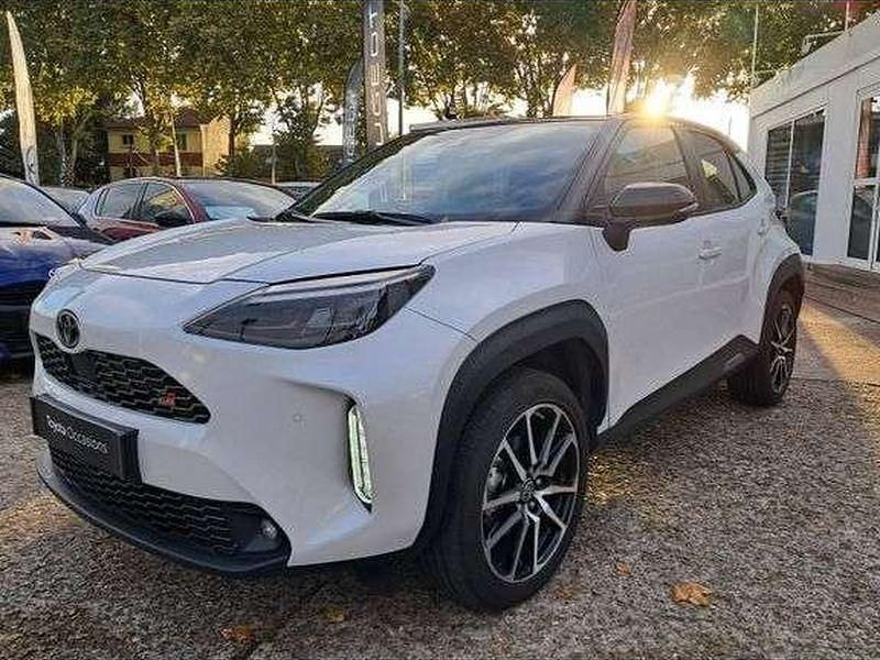 Utilisé 2023 Toyota Yaris Hybrid Sport | 24 690 € (Prix juste) - Image 1/1