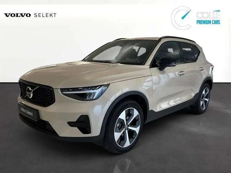 Beige Occasion 2024 Volvo XC40 Plus SUV | 34 900 € (Bon prix) - Image 1/4
