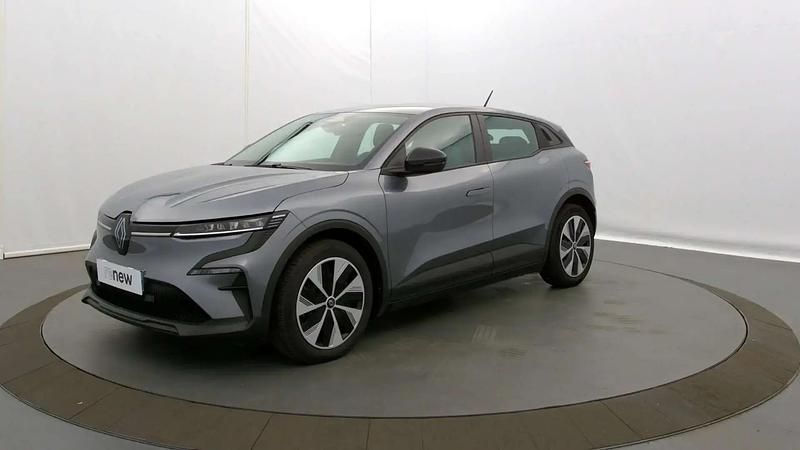 Gris Occasion 2022 Renault Megane E-Tech Evolution Berline | 20 880 € - Image 1/4