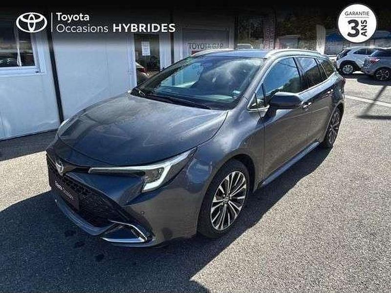 Utilisé 2024 Toyota Corolla Design | 27 880 € (Prix juste) - Image 1/1