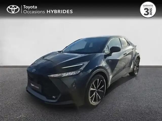 Bleu persan métallisé Occasion 2024 Toyota C-HR Design SUV | 28 480 € (Prix juste) - Image 1/4