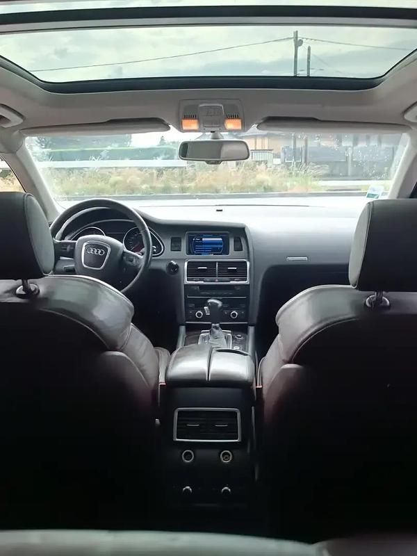 Noir Utilisé 2007 Audi Q7 S-Line SUV | 9 900 € - Image 1/4