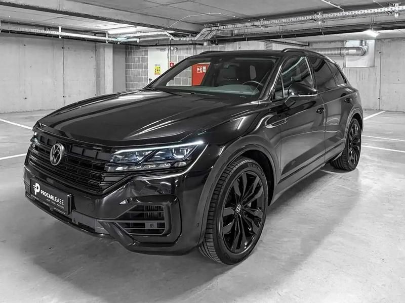 Noir Utilisé 2021 VW Touareg R SUV | 55 076 € (Prix juste) - Image 1/4