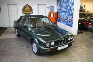 Vert Utilisé 1988 BMW 320 Cabriolet Cabriolet | 29 990 € - Image 1/4