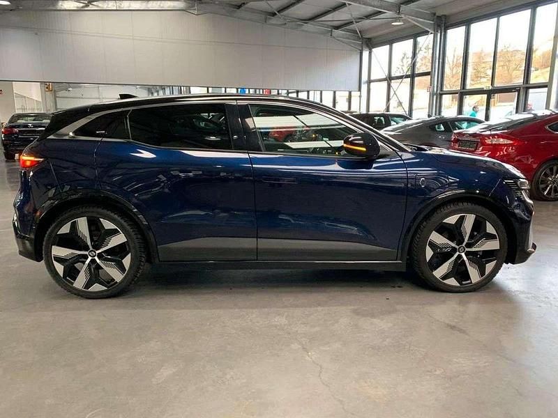 Occasion Renault Megane E-Tech Techno 161 kW (220 ch) 2022 Bleu Berline