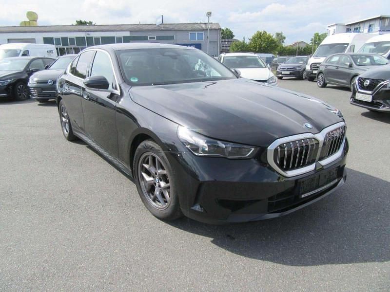 Utilisé 2024 BMW 520 Sport Line Berline | 43 949 € (Super prix) - Image 1/4