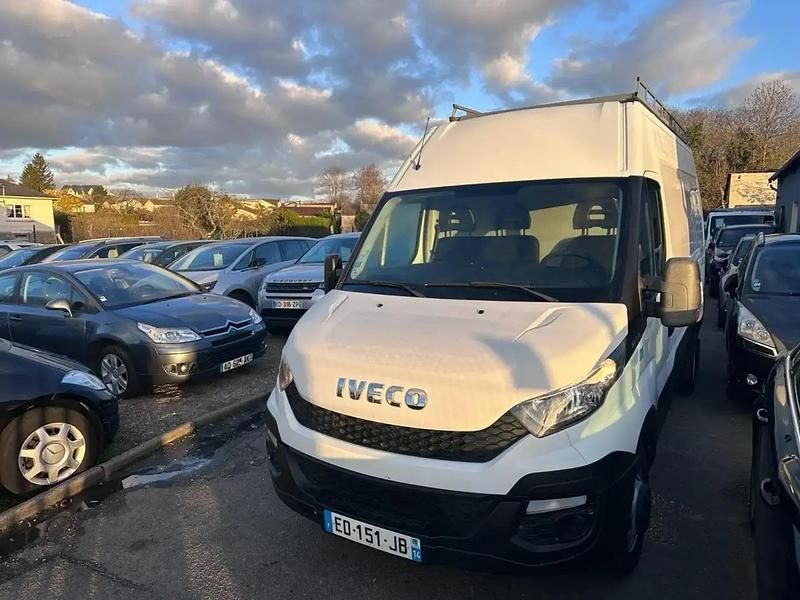 Blanc Utilisé 2016 Iveco Daily Van | 20 400 € (Prix juste) - Image 1/4