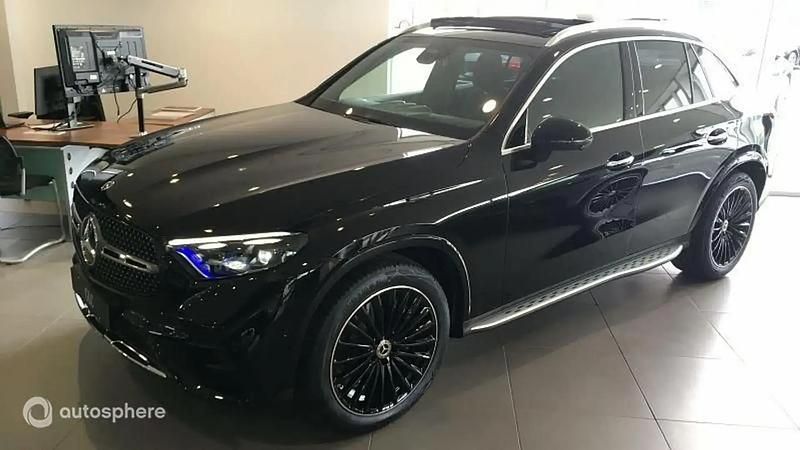 Utilisé 2025 Mercedes 200 AMG line SUV | 75 900 € - Image 1/4