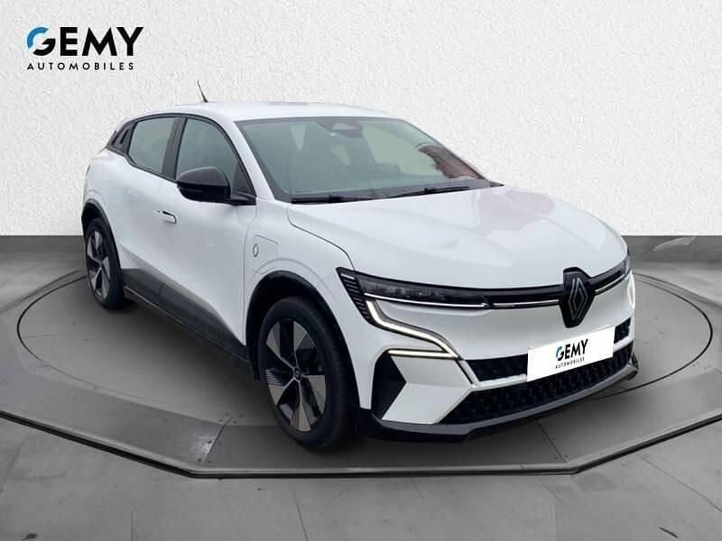 Occasion Renault Megane E-Tech Equilibre 161 kW (220 ch) 2022 Blanc Berline