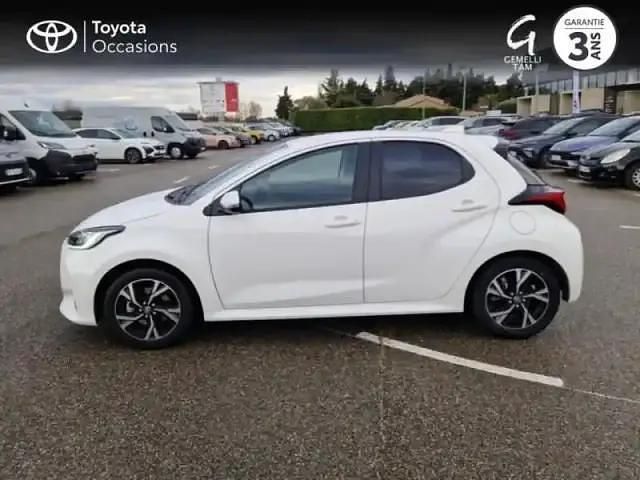 Occasion Toyota Yaris Hybrid Design 116 ch (85 kW) 2024 Blanc Berline