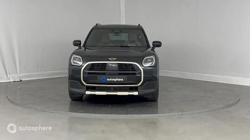 Image 2/4