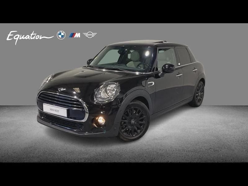 Midnight black Utilisé 2017 Mini Cooper D Citadine | 16 790 € (Prix juste) - Image 1/4