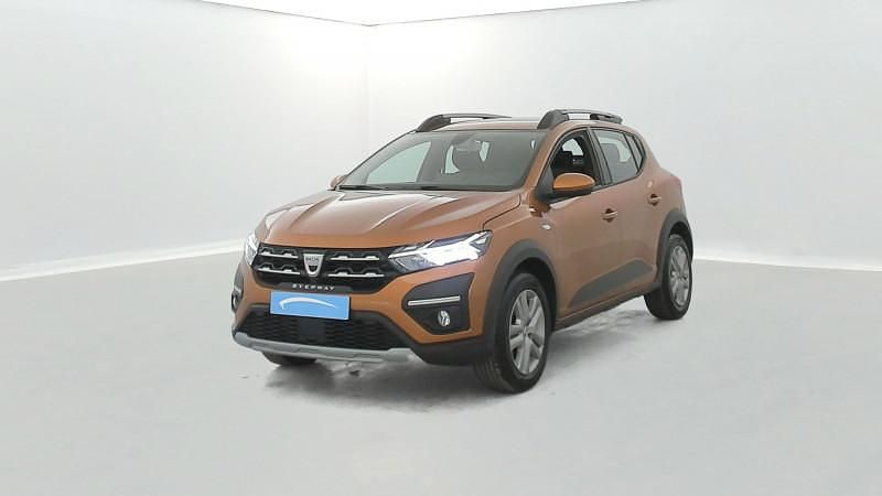 Utilisé 2022 Dacia Sandero Comfort Citadine | 15 490 € (Prix juste) - Image 1/4