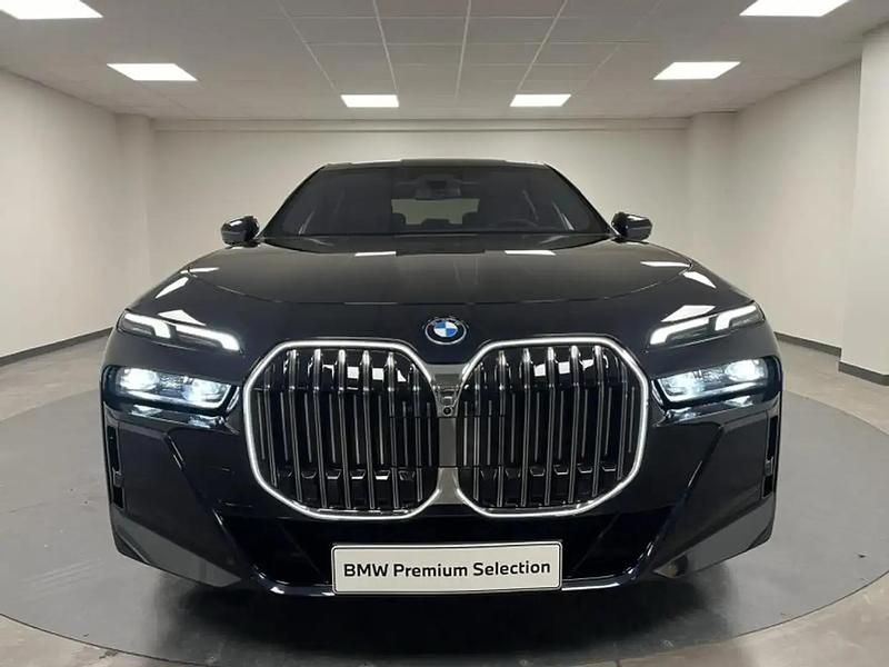 Occasion BMW 750e M Sport 318 ch (233 kW) 2025 Noir Berline