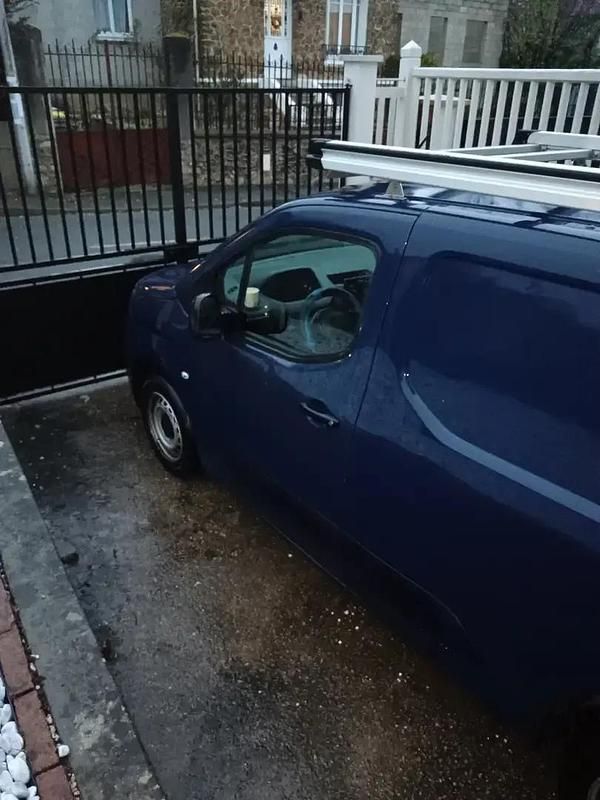 Occasion 2022 Peugeot Partner S Monospace | 12 400 € - Image 1/4