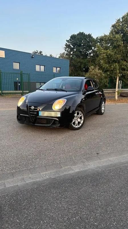 Utilisé 2009 Alfa Romeo MiTo Distinctive Citadine | 2 900 € - Image 1/4