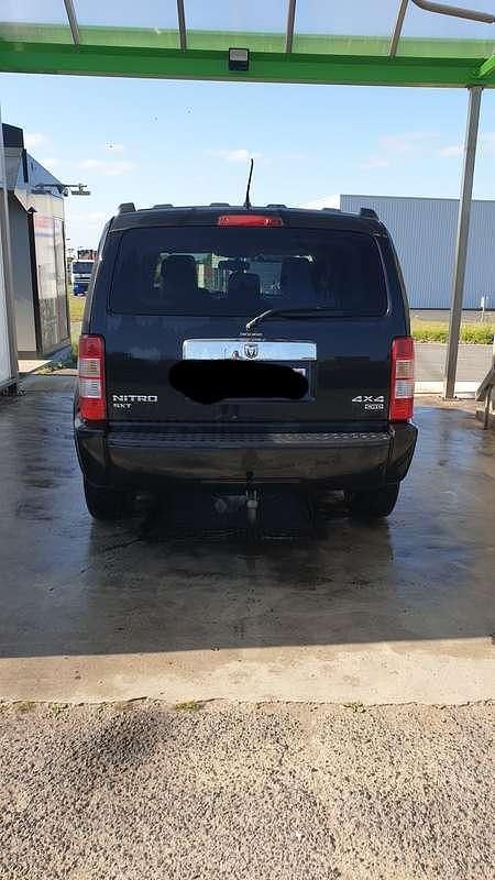 Image 4/4