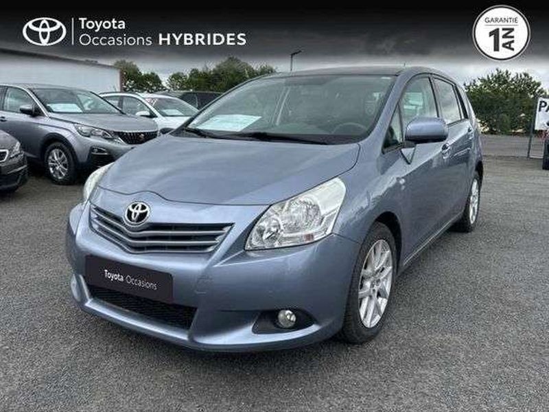 Utilisé 2012 Toyota Verso Skyview Edition Monospace | 12 790 € - Image 1/1