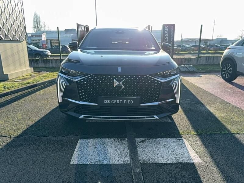 Gris Utilisé 2024 DS Automobiles DS7 Crossback SUV | 41 990 € (Prix assez cher) - Image 1/4