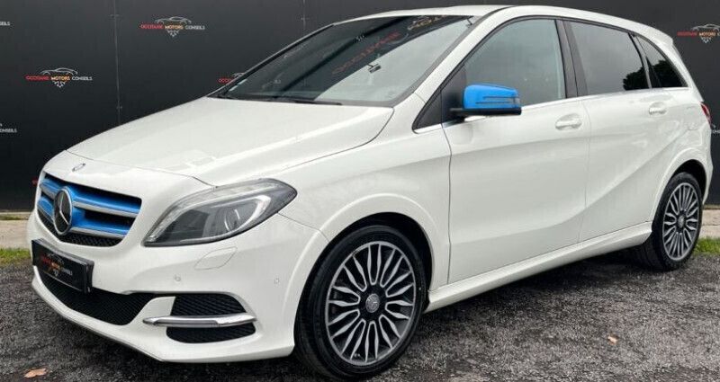 Utilisé 2015 Mercedes B250e Monospace | 11 900 € - Image 1/4