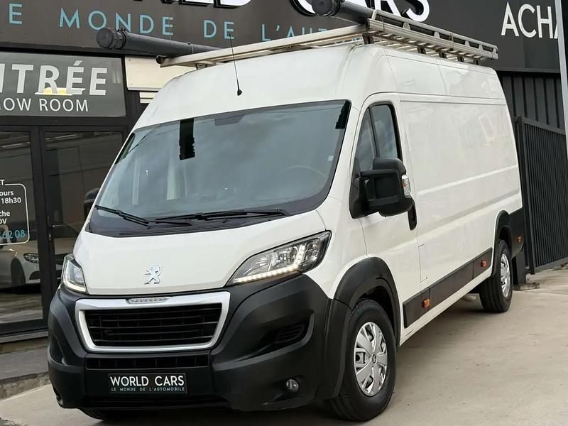 Blanc Utilisé 2018 Peugeot Boxer Van | 15 990 € (Prix assez cher) - Image 1/4