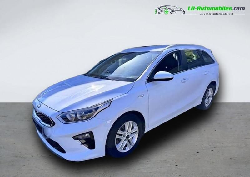 Utilisé 2020 Kia Ceed Berline | 21 400 € (Prix juste) - Image 1/4