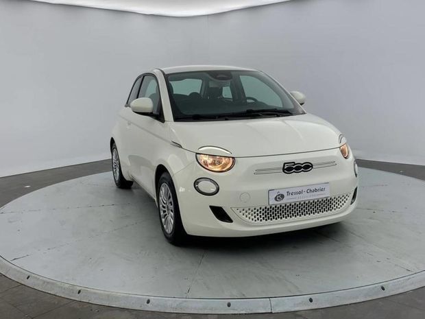 Blanc Utilisé 2022 Fiat 500e Action Citadine | 11 799 € (Super prix) - Image 1/4