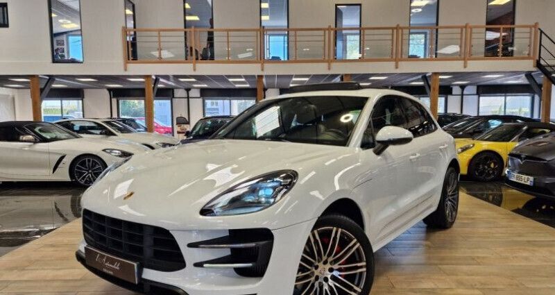 Utilisé 2018 Porsche Macan Turbo SUV | 39 990 € - Image 1/4