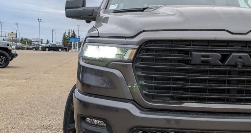 Occasion Dodge Ram 426 ch (313 kW) 2025 Gris Pick-up