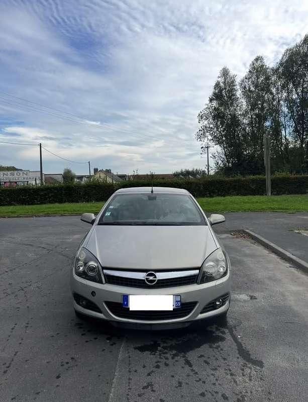 Image 4/4
