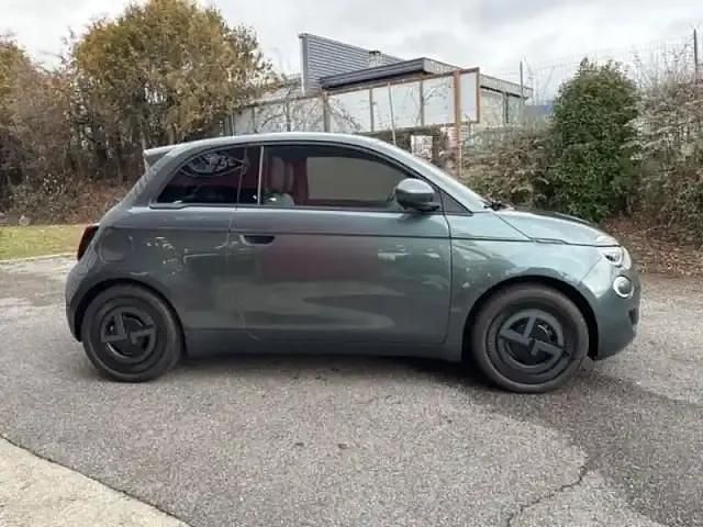 Nouvelle Fiat 500e 2025 Dark green métal Berline