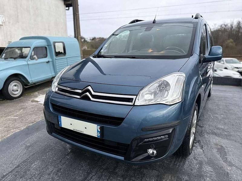 Occasion Citroën Berlingo Comfort 99 ch (72 kW) 2016 Bleu Monospace