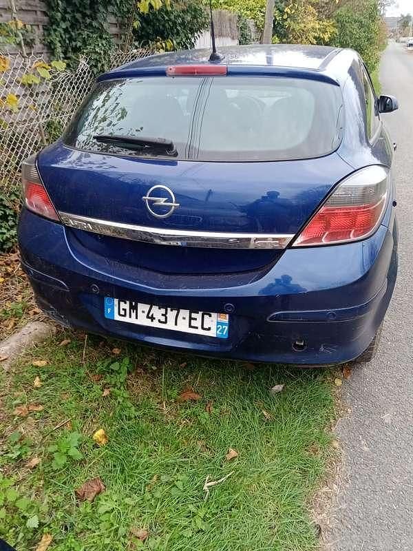 Occasion Opel Astra GTC Sport 125 ch (91 kW) 2005 Bleu Coupé