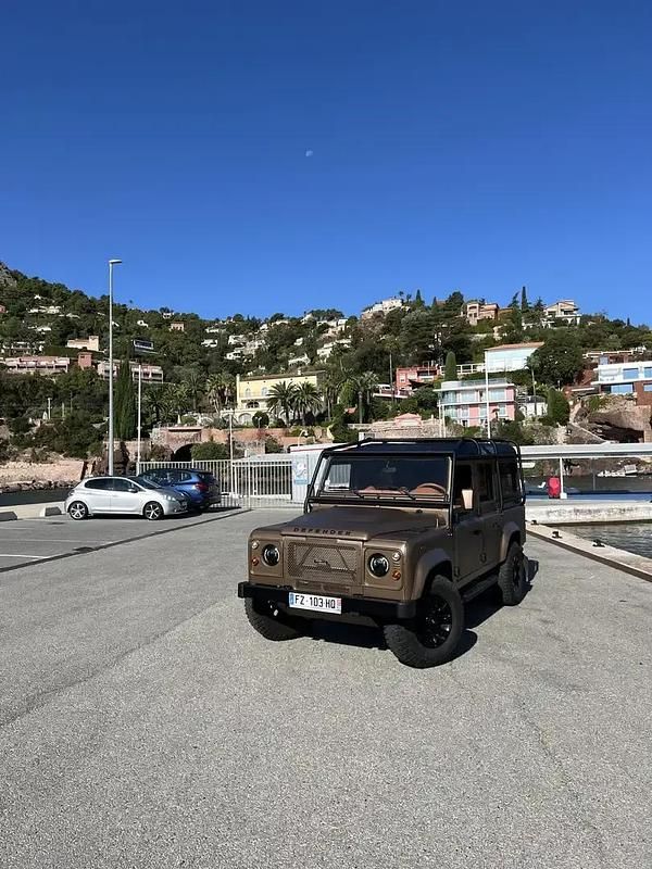 Utilisé 2007 Land Rover Defender SUV | 54 000 € - Image 1/4