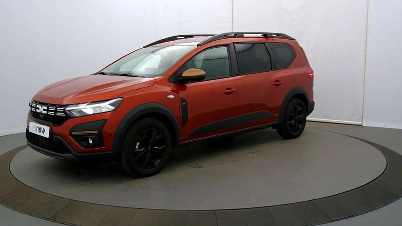 Marron Utilisé 2024 Dacia Jogger Extreme Monospace | 25 290 € (Prix juste) - Image 1/4