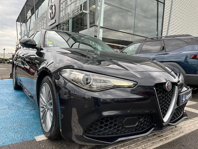 Utilisé 2018 Alfa Romeo Giulia Veloce Berline | 21 990 € (Prix assez cher) - Image 1/4