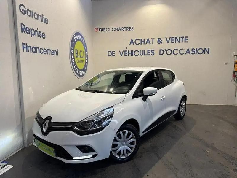 Blanc Utilisé 2019 Renault Clio IV SE | 7 490 € (Super prix) - Image 1/4