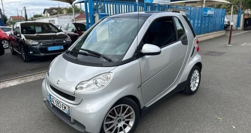 Gris Utilisé 2010 Smart ForTwo Coupé Citadine | 3 990 € - Image 1/4