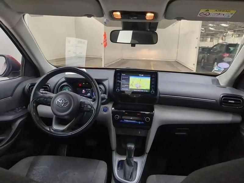 Rouge Occasion 2022 Toyota Yaris Hybrid Break | 15 799 € (Super prix) - Image 1/4