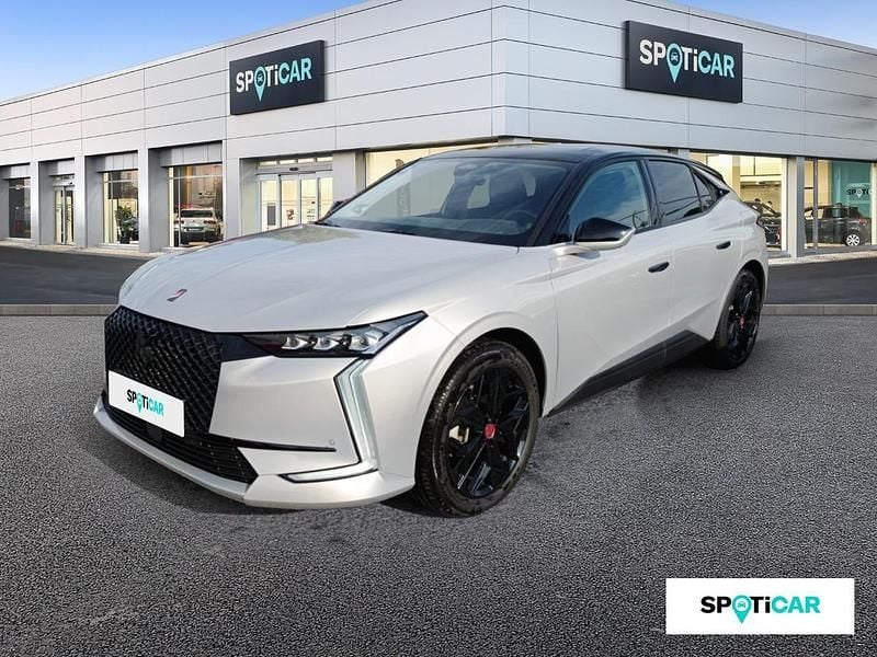 Blanc Utilisé 2023 DS Automobiles DS4 Performance Line Plus Berline | 26 889 € (Bon prix) - Image 1/4