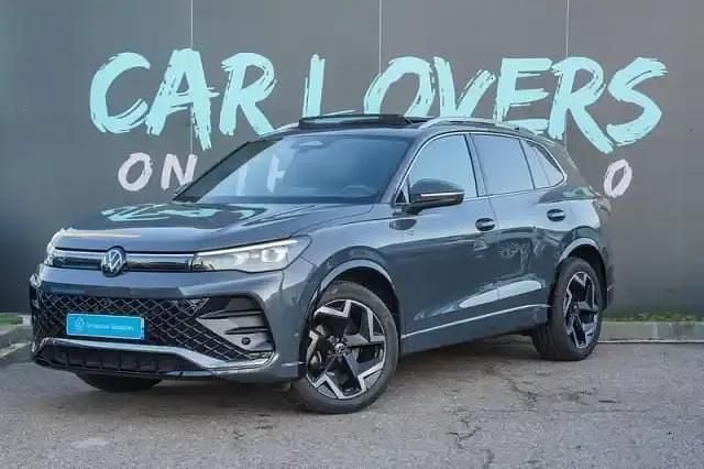 Gris Occasion 2025 VW Tiguan SUV | 47 990 € - Image 1/4