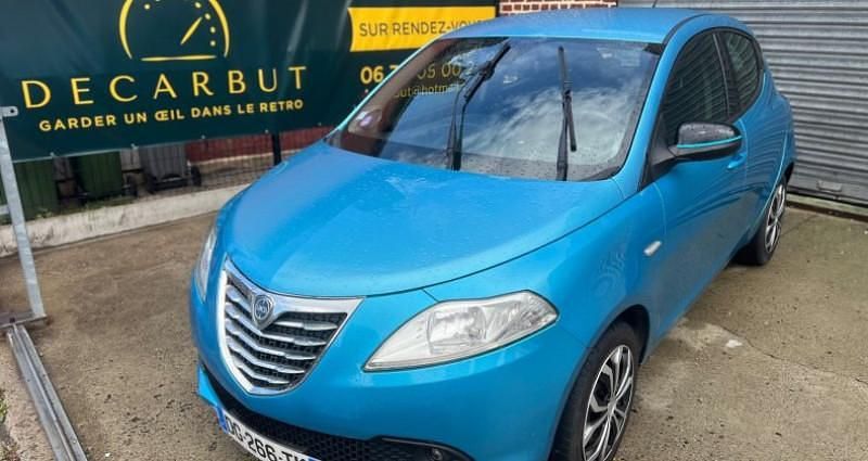 Bleu Utilisé 2014 Lancia Ypsilon Citadine | 6 290 € - Image 1/4