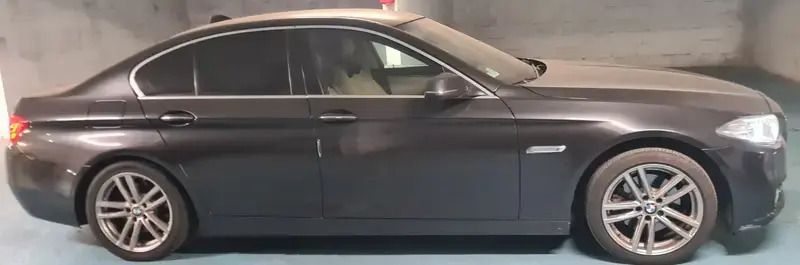 Gris Utilisé 2016 BMW 520 Berline | 18 700 € (Prix juste) - Image 1/4