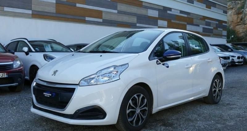 Blanc Occasion 2018 Peugeot 208 Citadine | 4 990 € (Super prix) - Image 1/4