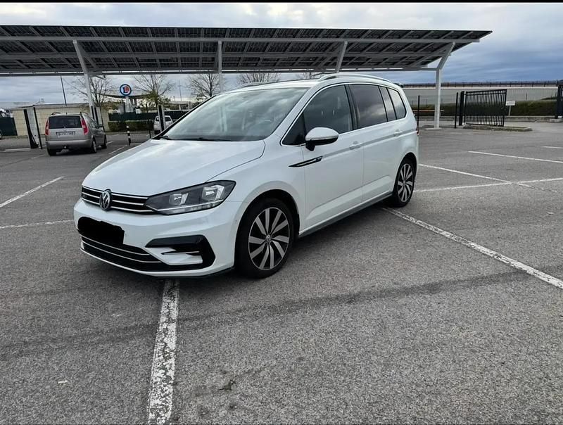 Occasion 2017 VW Touran R-line Monospace | 17 900 € (Prix assez cher) - Image 1/4