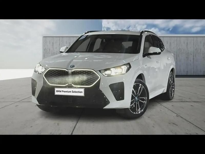 Blanc Utilisé 2024 BMW iX2 M Sport SUV | 41 900 € (Prix juste) - Image 1/4