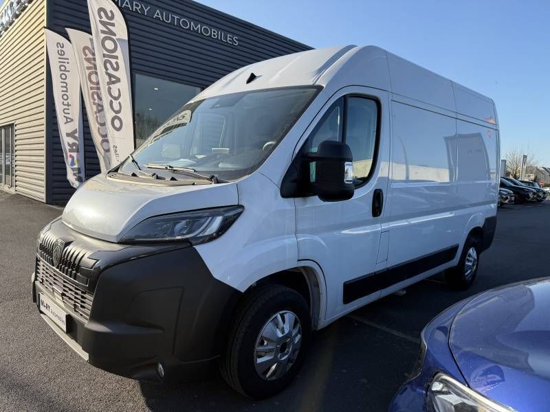 Blanc Nouvelle 2024 Peugeot Boxer S Van | 32 990 € (Prix juste) - Image 1/3