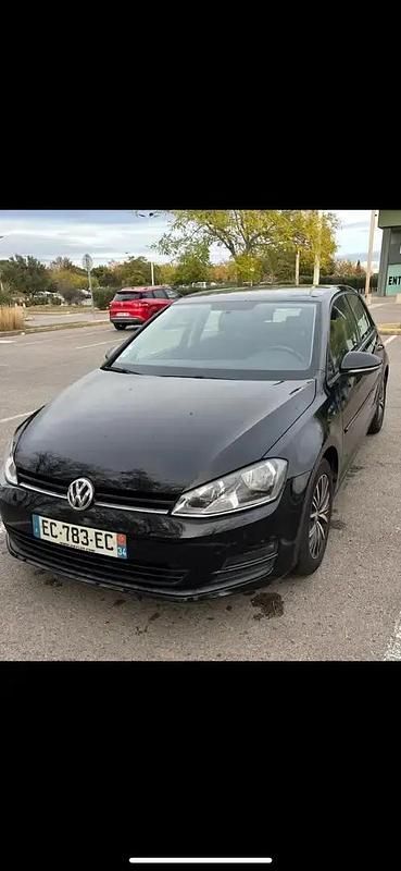 Occasion 2015 VW Golf Trendline Berline | 11 500 € (Prix juste) - Image 1/4